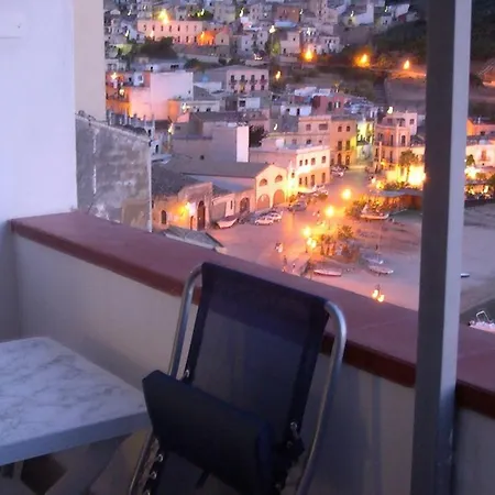 Apartment Casa Vacanza Terrazza Sul Mare *